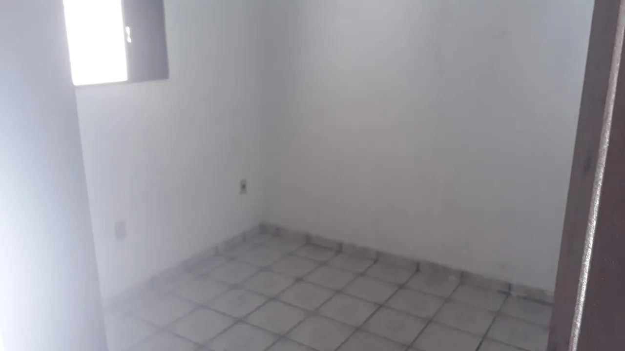 Alugo casa prox a Mário Negocio.. - Foto 4