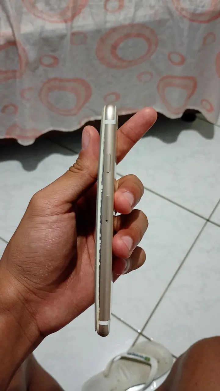 iPhone 7 (para aproveitamento das peças) - Foto 4