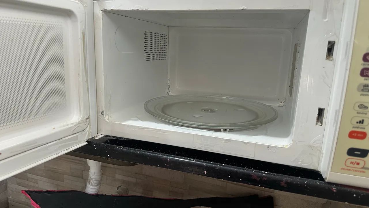 Microondas Brastemp 30L - Foto 3