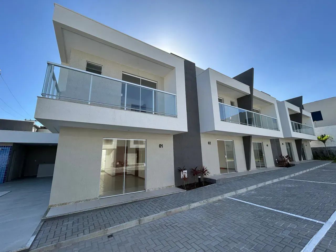 Casa Duplex | 03 Quartos | 02 Suíte | Ilha de Malta Residence | 500m da Praia de Ipitanga