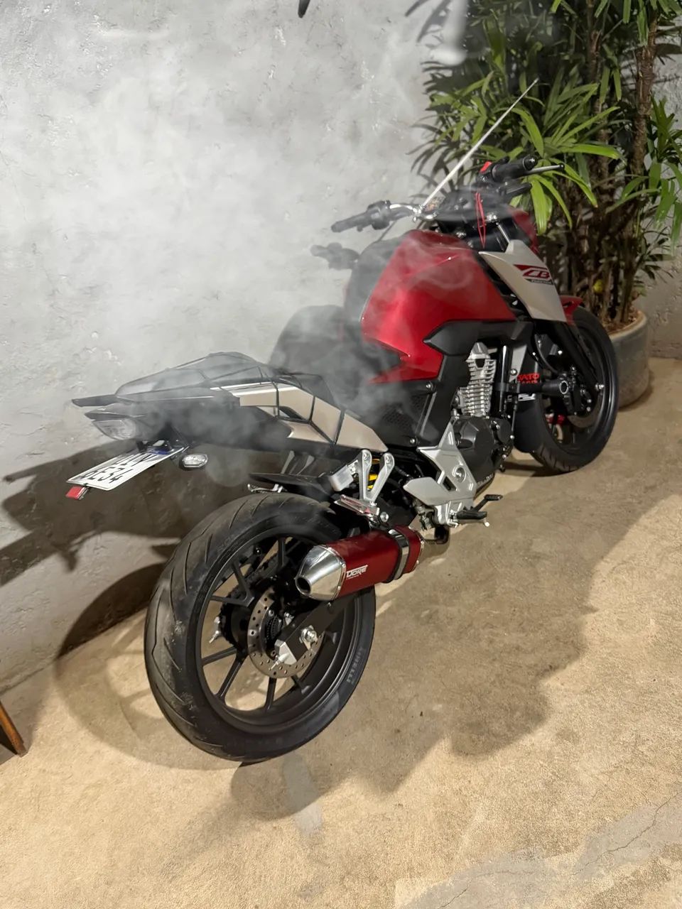 Cb 300f quitada  - Foto 2