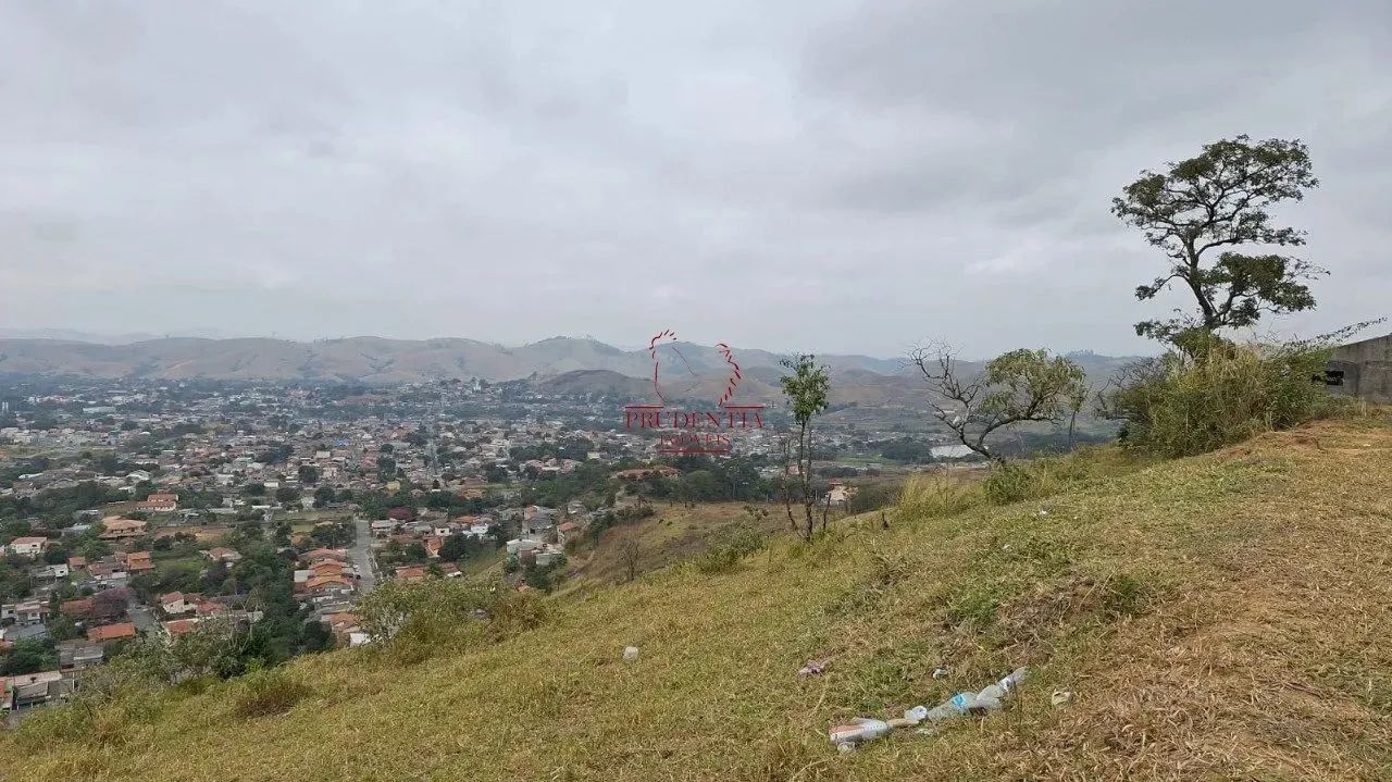 Terreno à Venda em Vila Pinheiro - Itatiaia