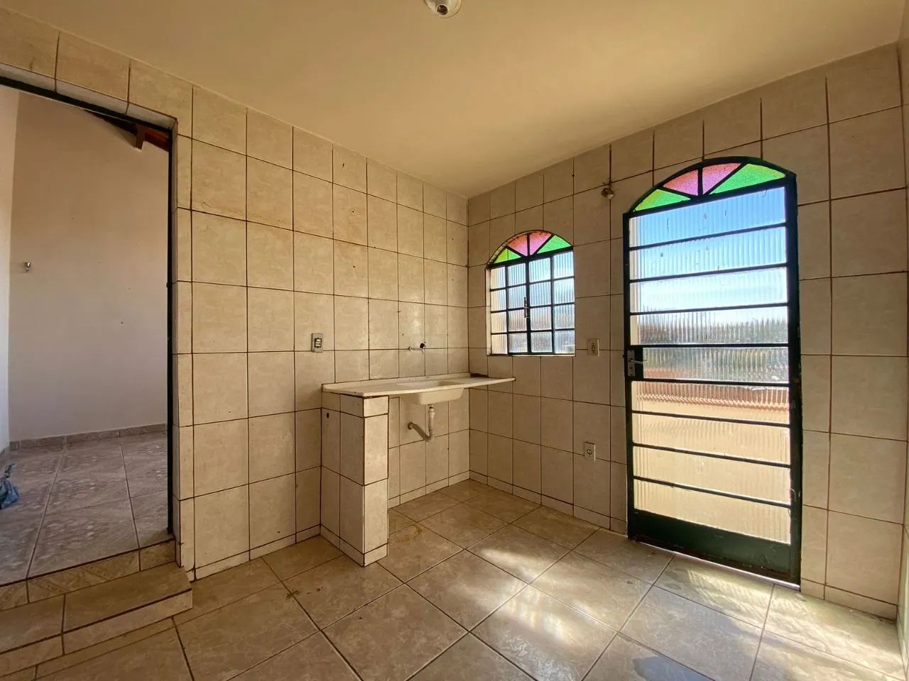 ALUGO CASA NO BAIRRO CAIÇARA - Foto 4