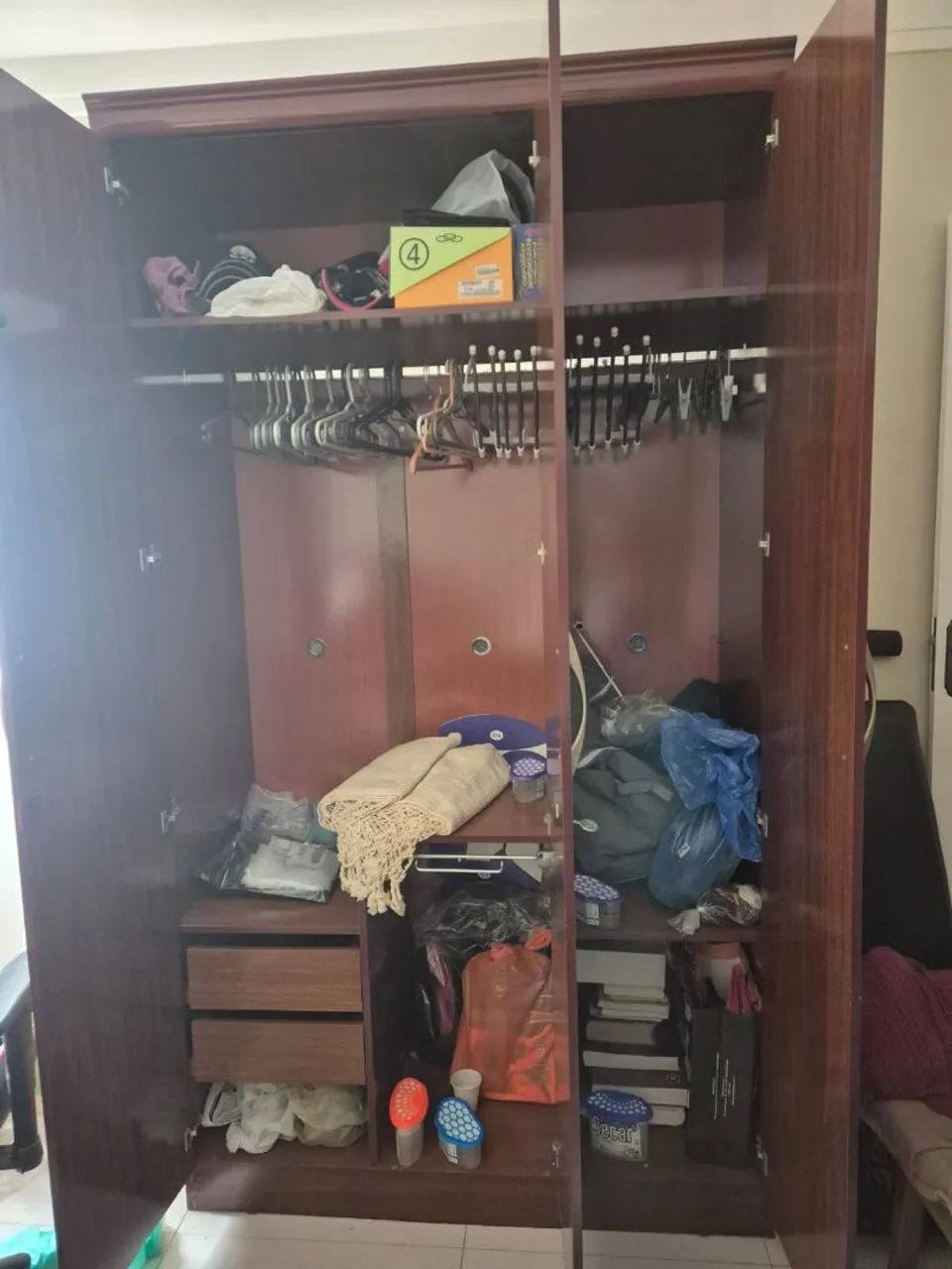 Vendo guarda-roupas solteirão ótimo estado - Foto 3