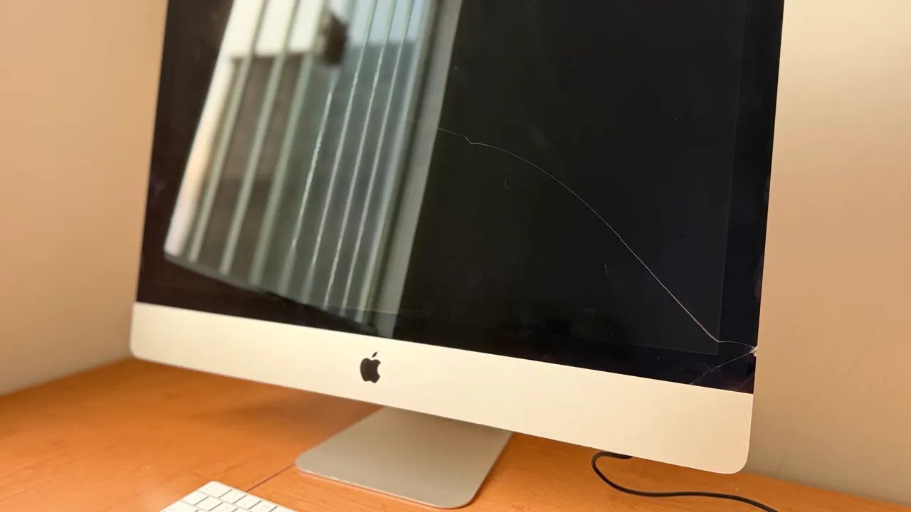 iMac (Retina 5K, 27 Polegadas) 2015 32GB 1TB i5 AMD Radeon 2GB