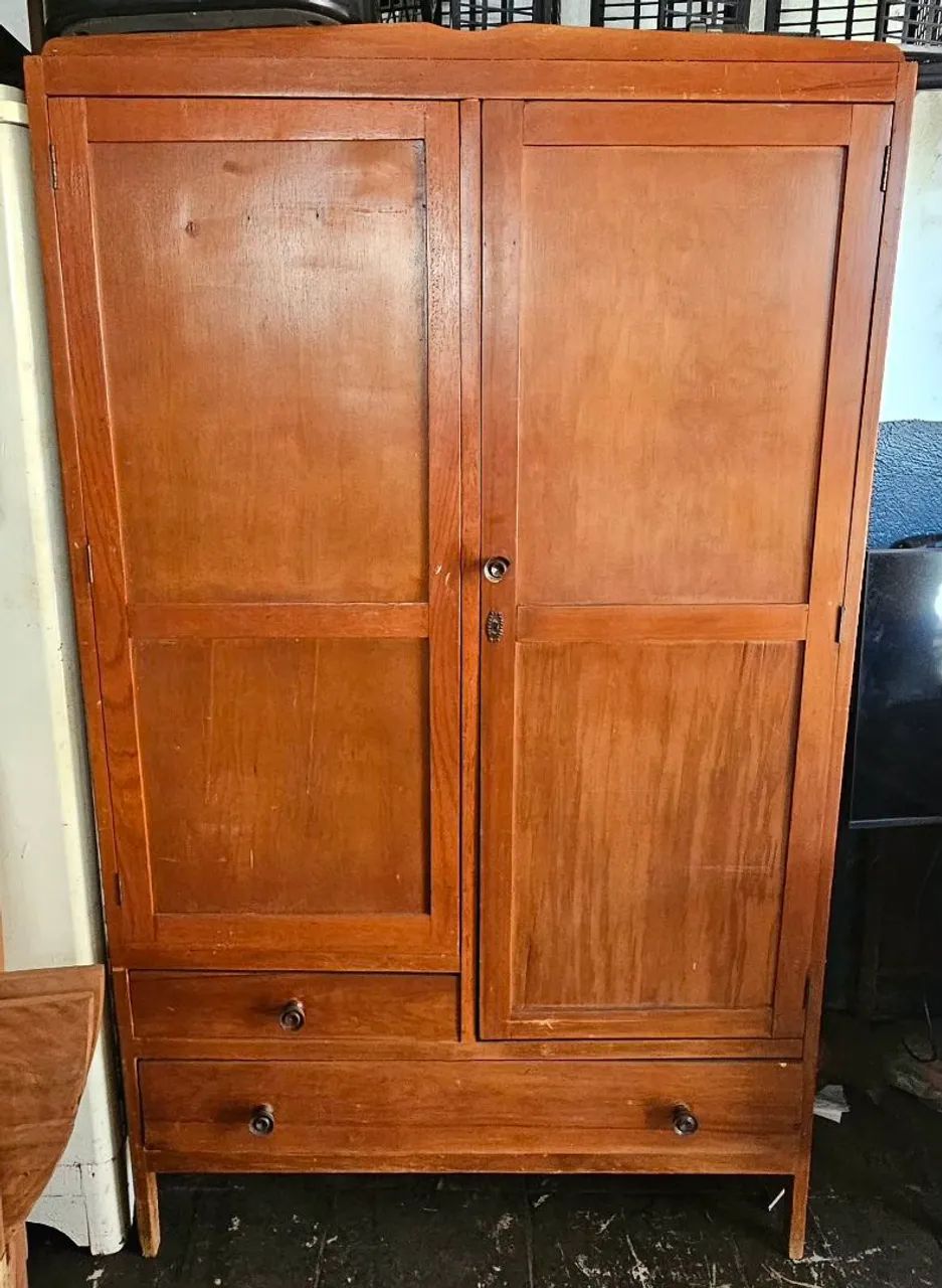 Guarda Roupa - Madeira Maciça 