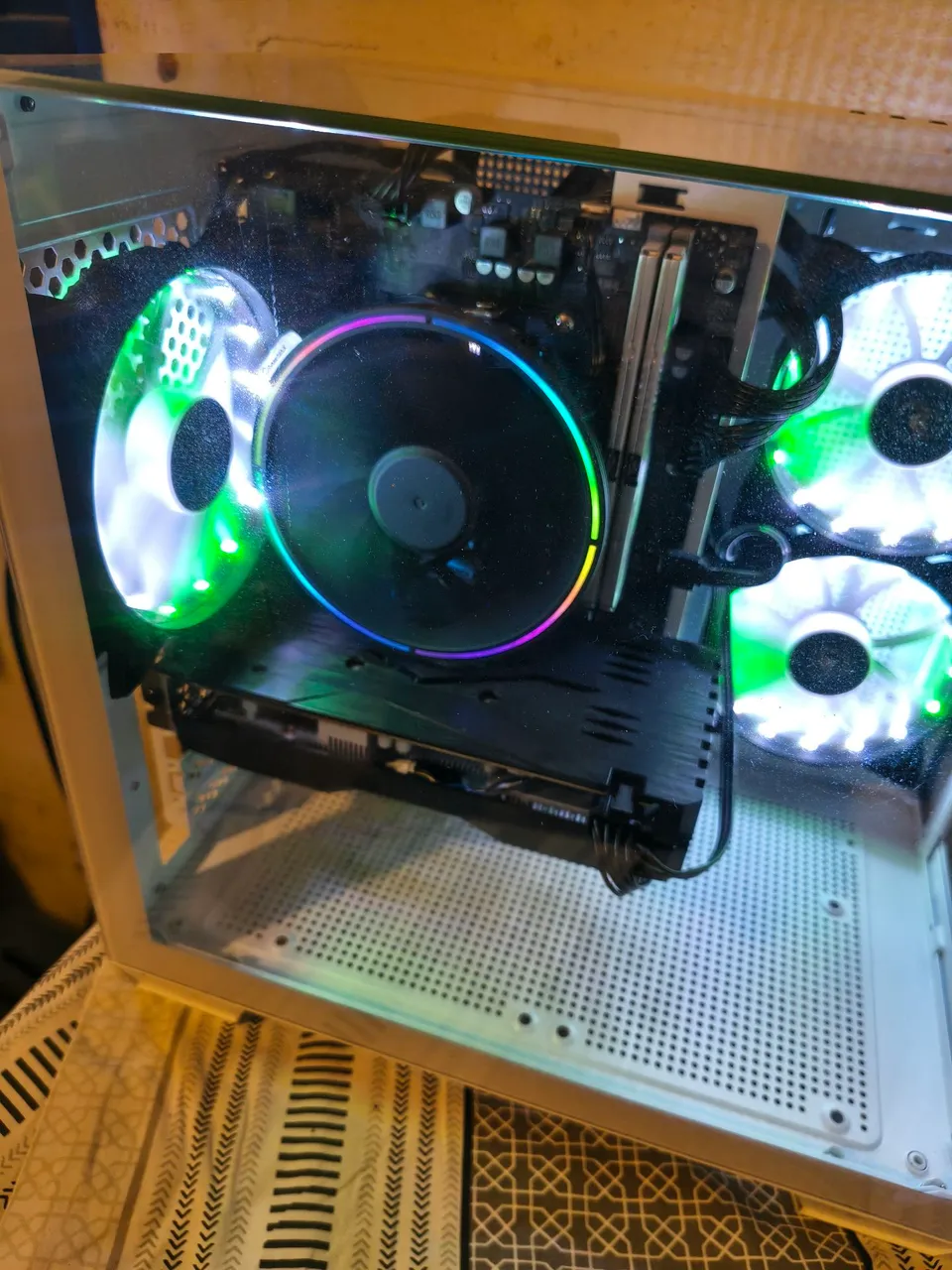 デスクトップPC 自作PC RYZEN5 1400・8GB・128GB・K2000・WIN11