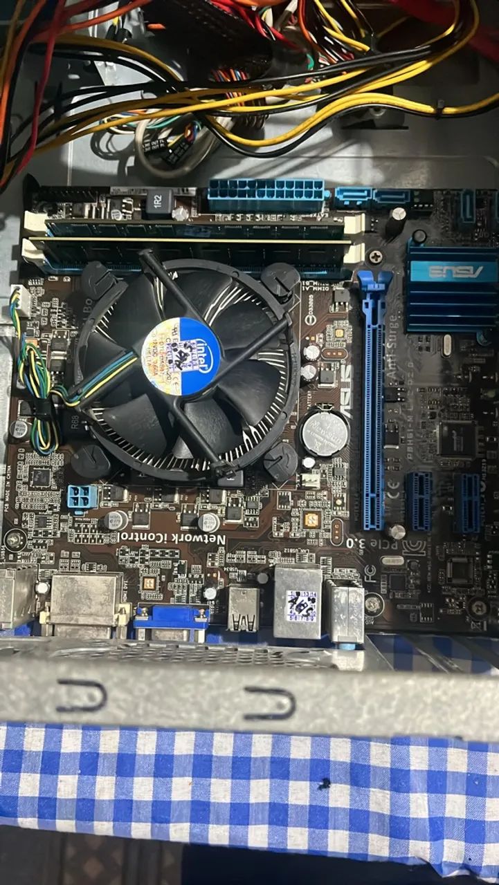 CPU 
