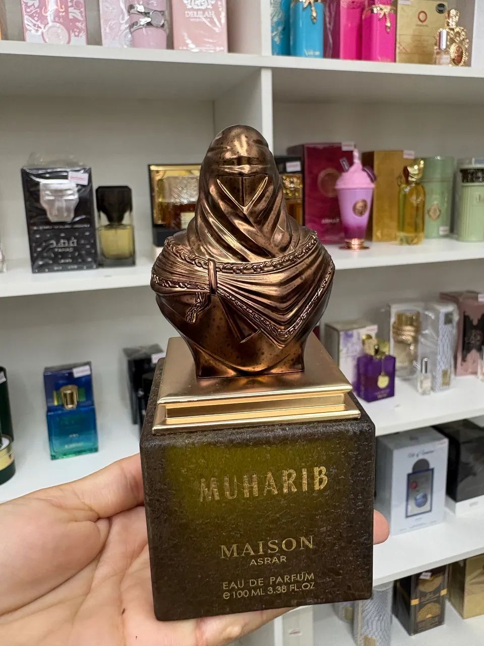 Perfume árabe MUHARIB 100ml - Foto 2