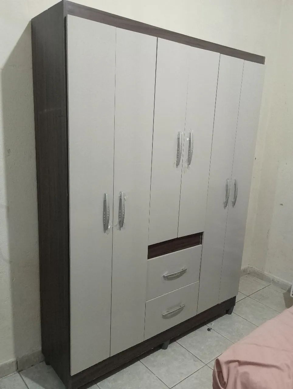 VENDO GUARDA ROUPA 