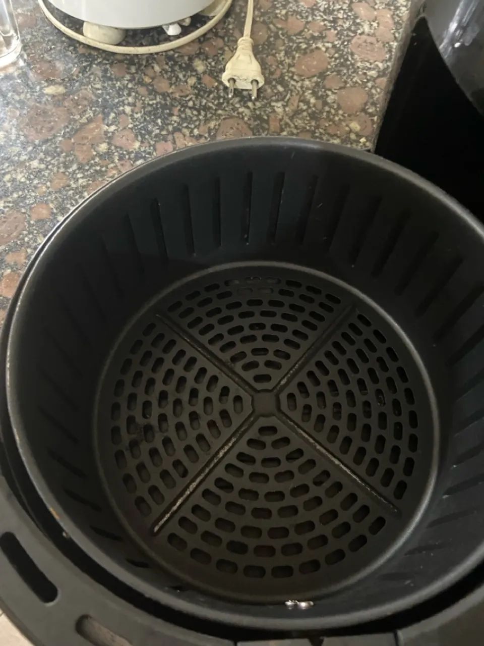 Vendo AIR fryer 127w semi novo - Foto 2