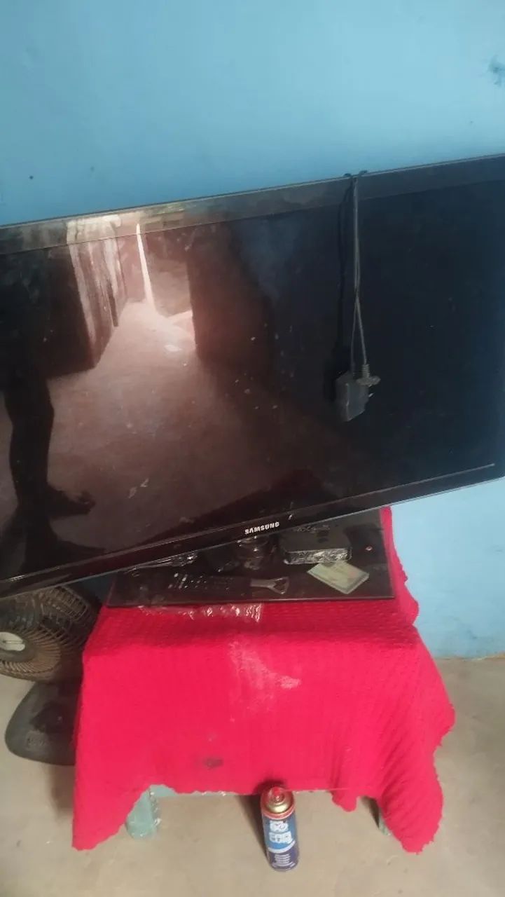 Tv  - Foto 2