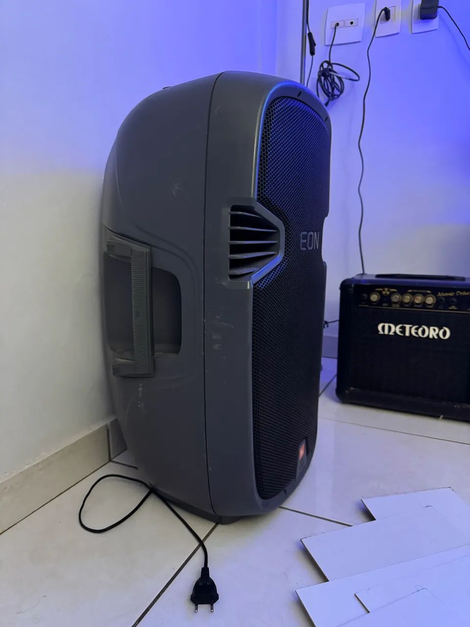 Caixa JBL EON bi volt  - Foto 2