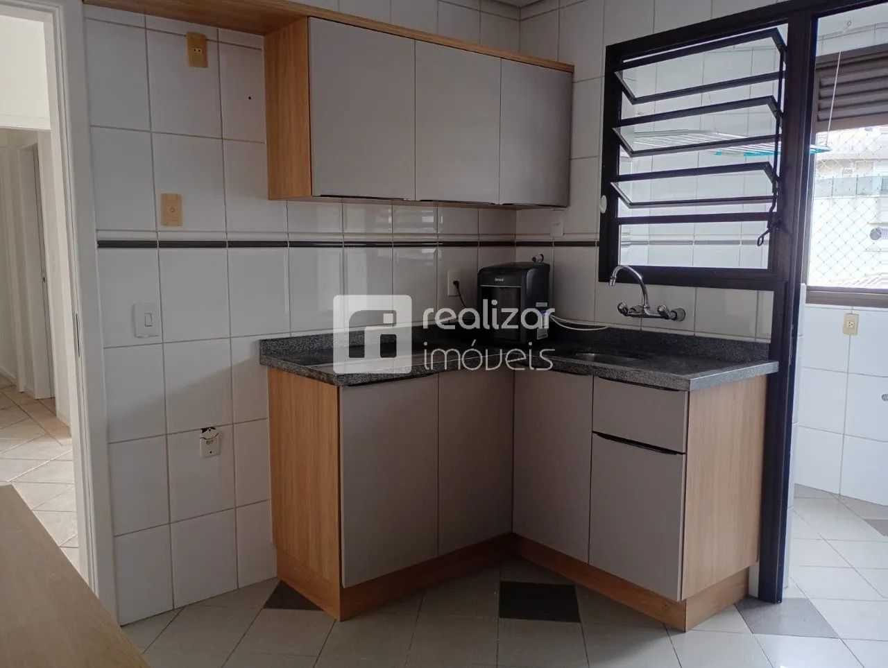 Apartamento 2 dormitórios bairro Agronômica em Florianópolis - Foto 5