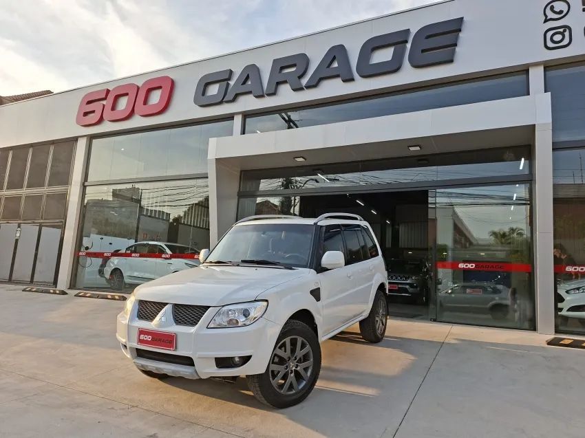 Mitsubishi Pajero Pajero TR4 2.0 Flex 16V 4X2 Mec. 2015
