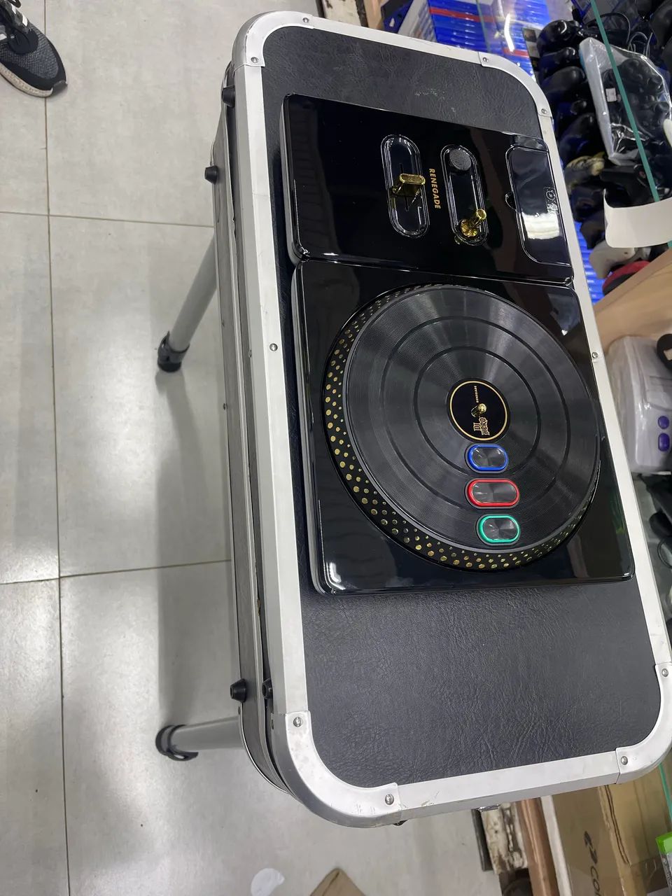 Dj hero renegade - Foto 2