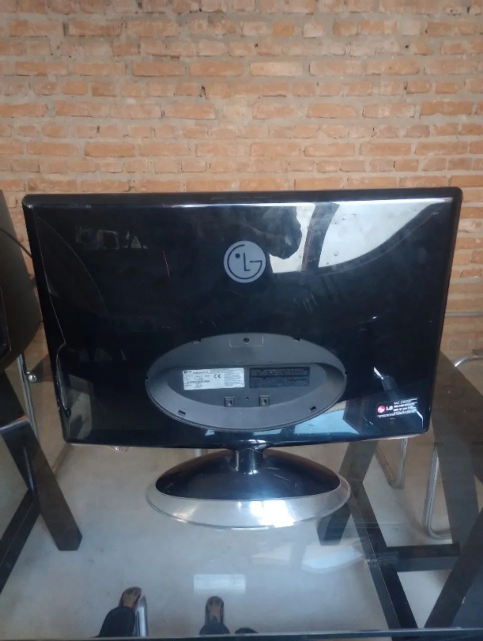 MONITOR LG Flatron W2284F  - Foto 2