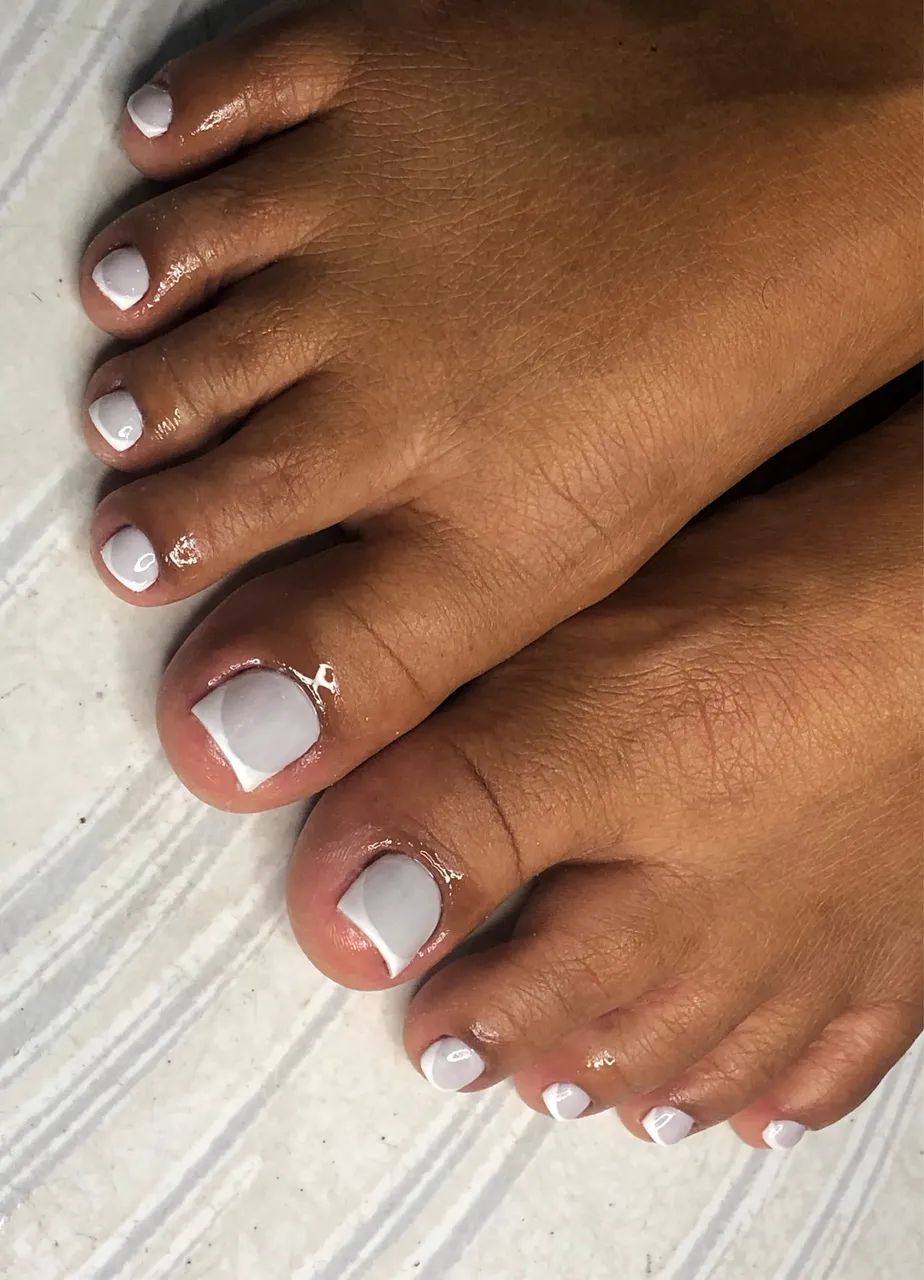 ESMALTAÇÃO EM GEL PARA PÉS - Foto 4
