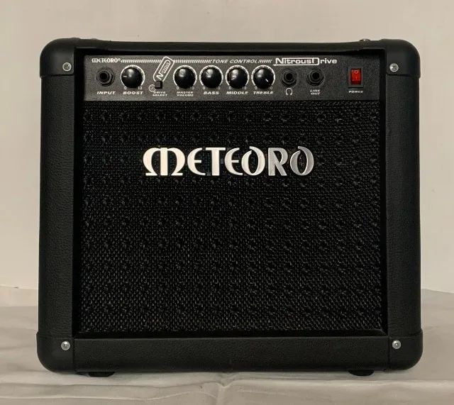 Caixa Amplificadora Meteoro Nitrous Drive 30W