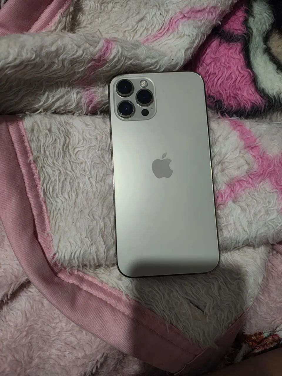 Vendo célula iPhone 12 Pro Max - Foto 2