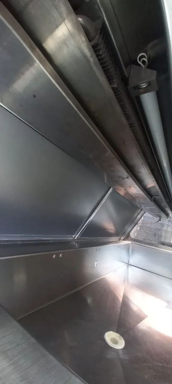Balcão refrigerado 1.78 mts aço inox 110v em bom estado e com garantia  - Foto 6