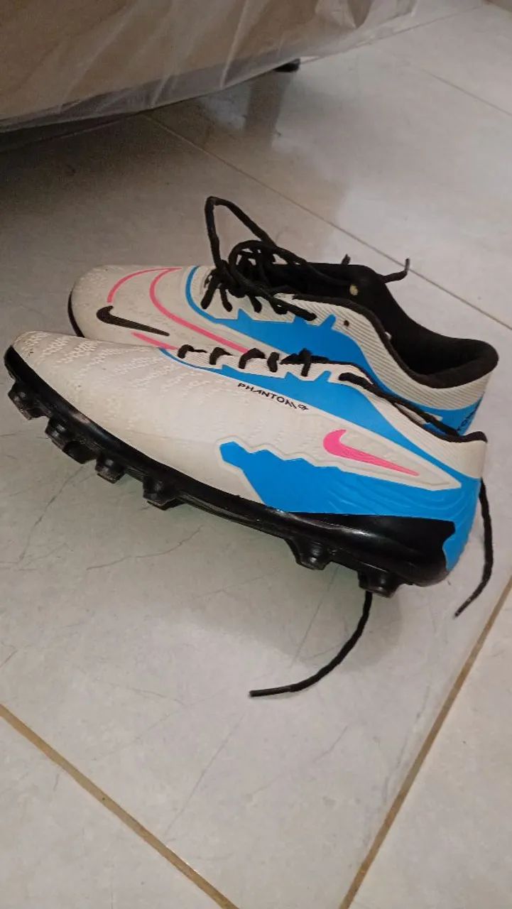 Vende chuteira da Nike nova - Foto 2