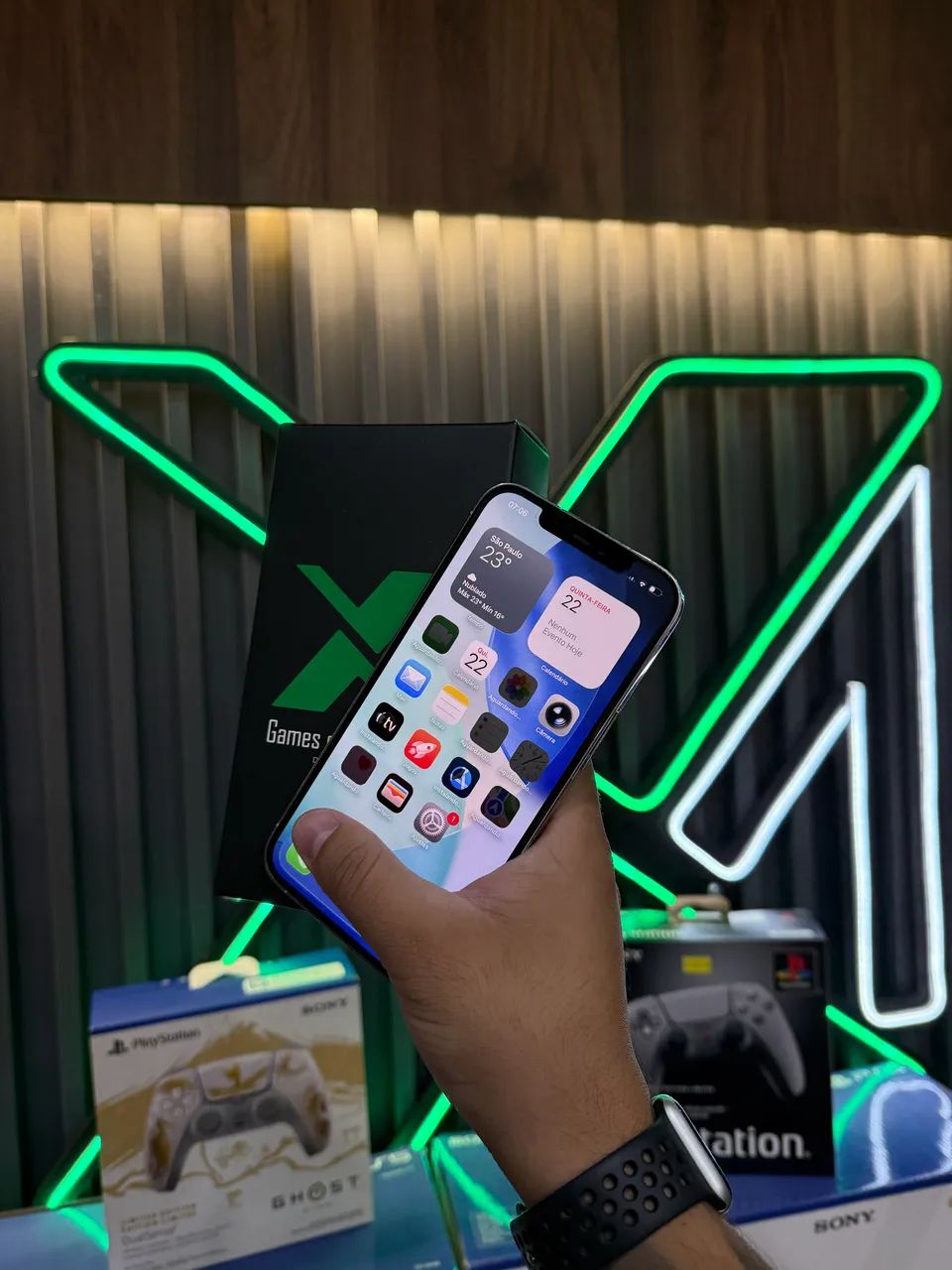 iPhone 12 Pro maxx com garantia - entrego hoje  - Foto 4