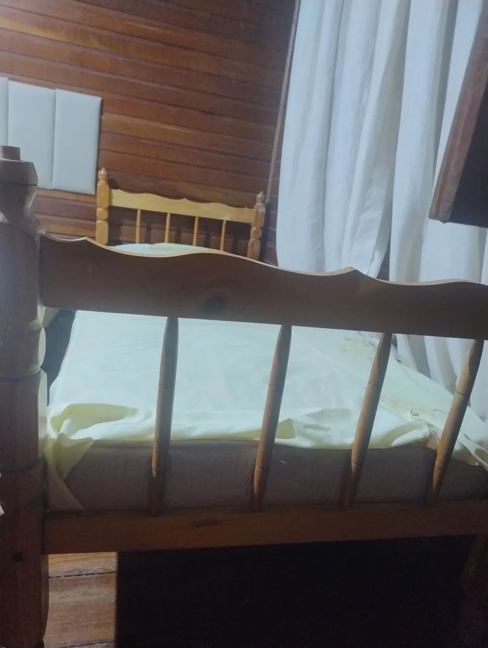 cama de solteiro