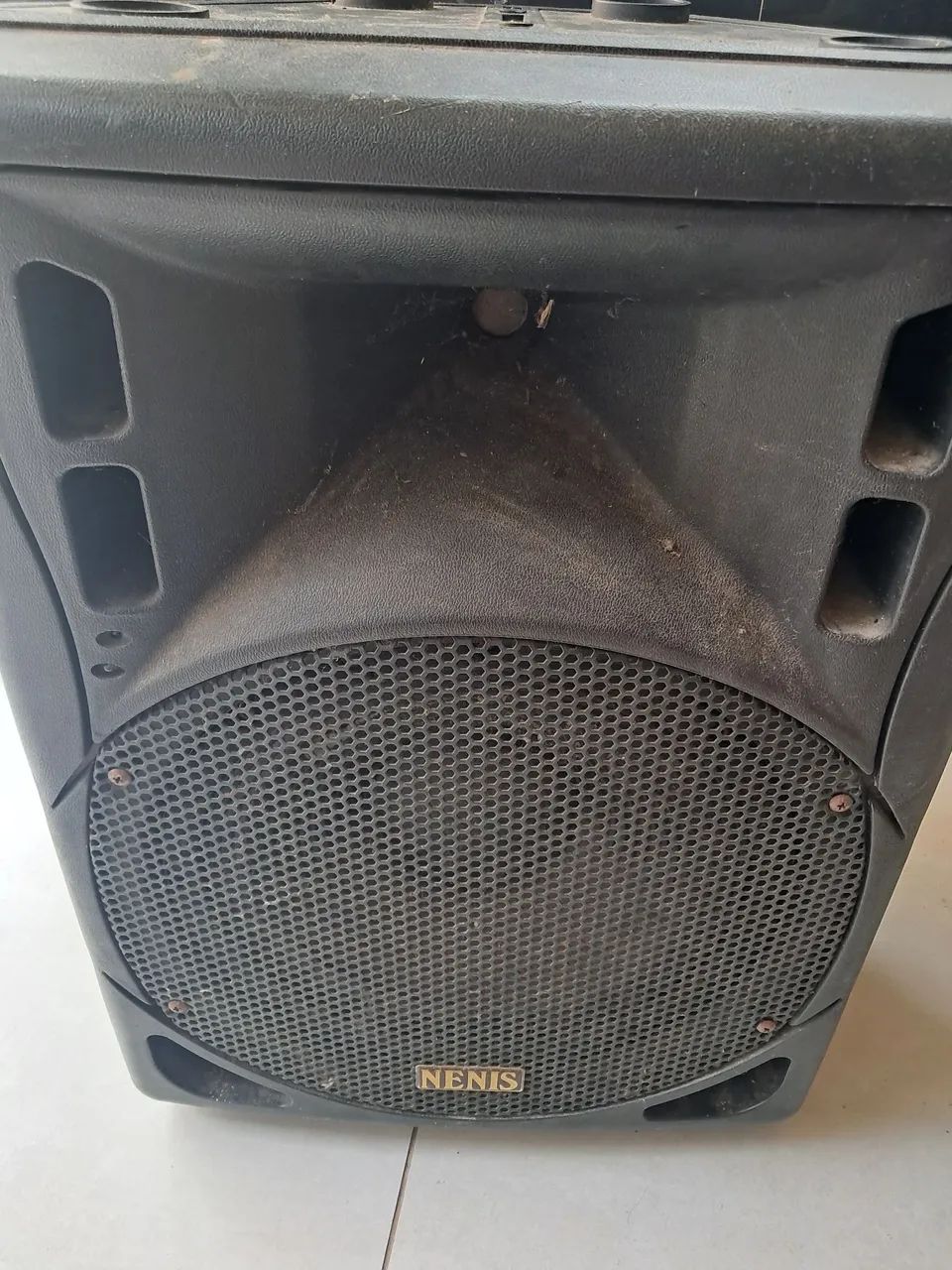 Vendo vaixa de som ativa