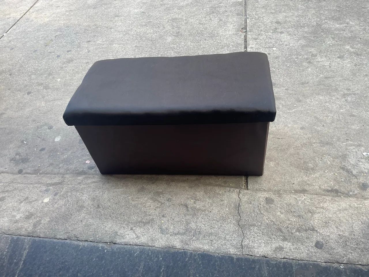 Puff Baú Preto Organizador - Foto 4