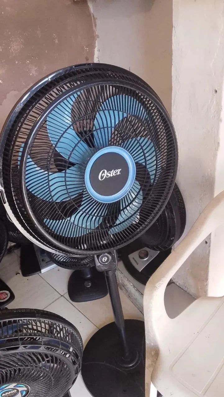 ventilador grande Oster de coluna  - Foto 4