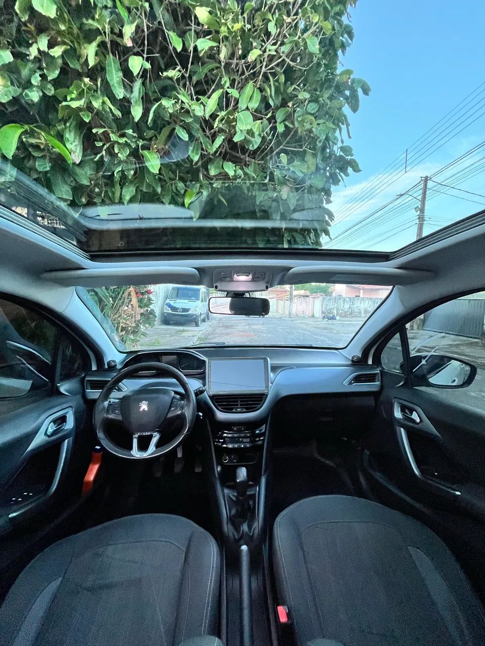 Peugeot 208 2014