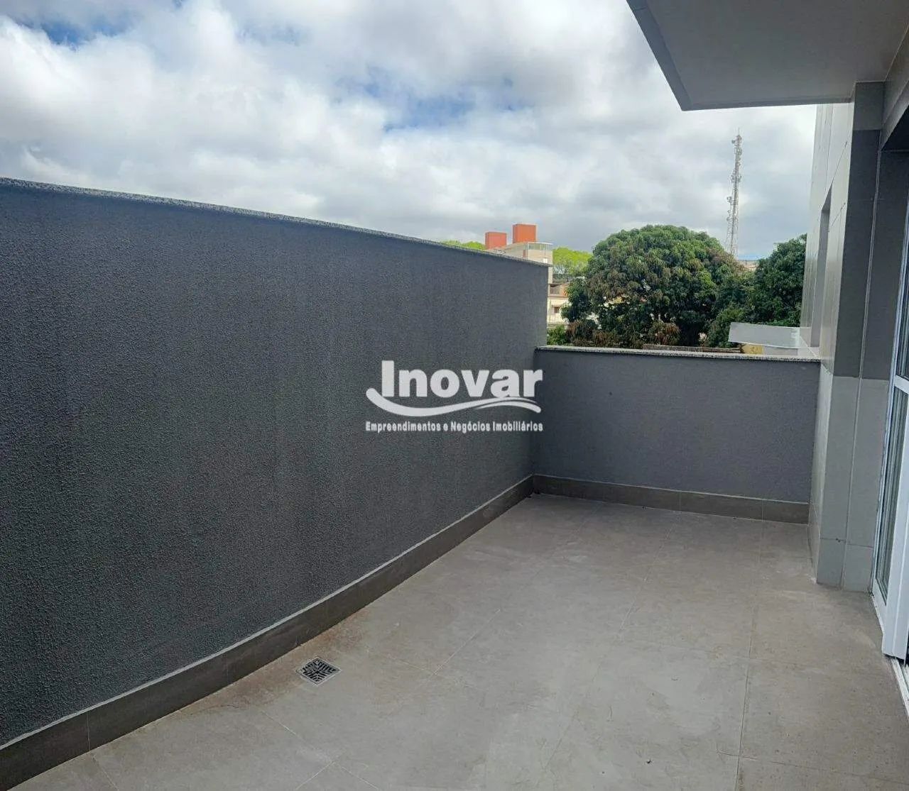 Área privativa nova com aproximadamente 80 m2 com 3 quartos, suíte, 4 vagas e possibilidad - Foto 2