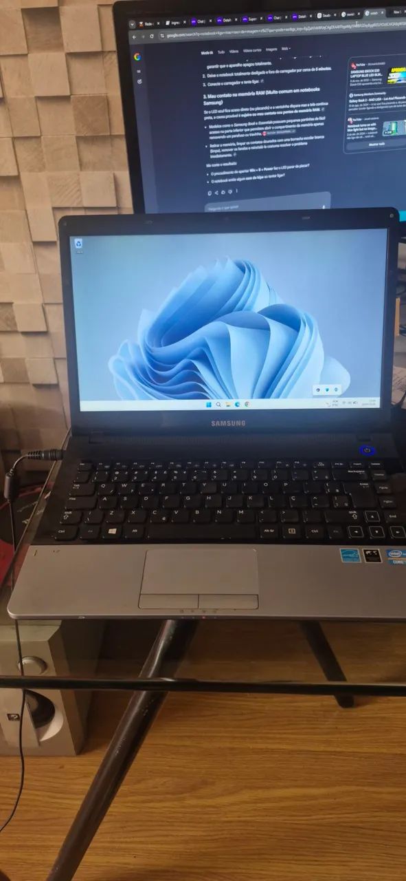 NOTEBOOK SAMSUNG NP 300E4C-AD2BR CORE I3 2ª GERAÇÃO - Foto 2