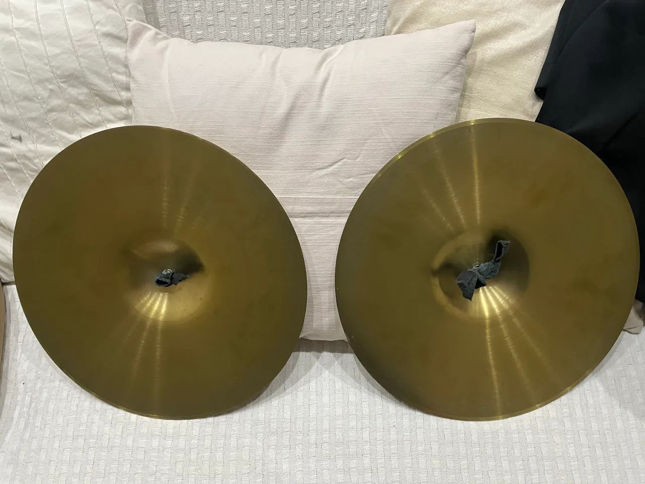 Vendo pratos para desfiles - Foto 2