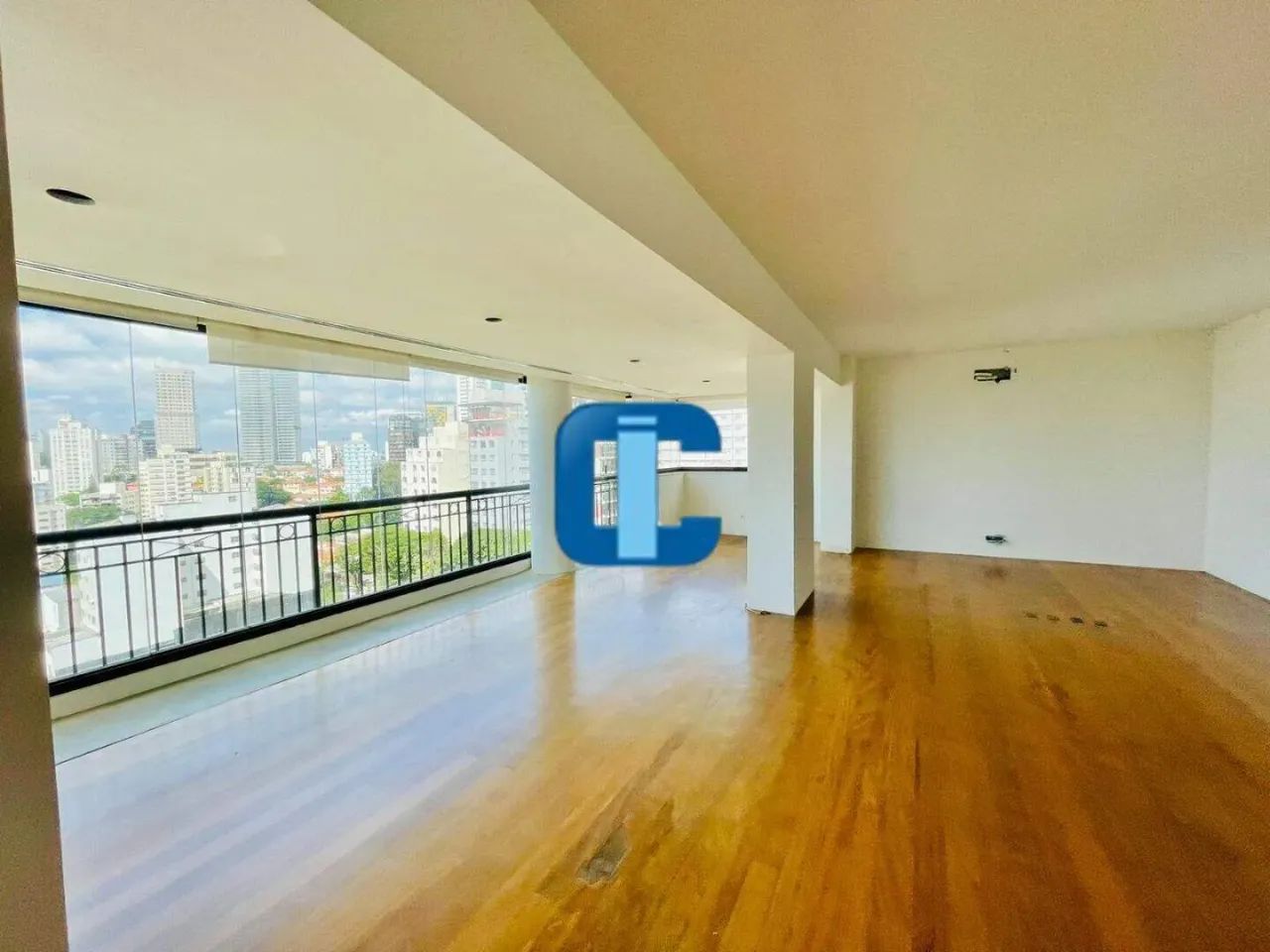 Apartamento com 3 dormitórios, 215 m² - Perdizes - São Paulo/SP