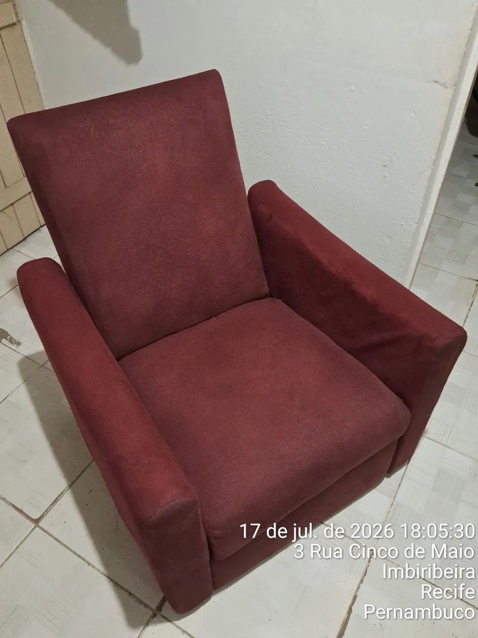 VENDE-SE Uma POLTRONA Do PAPAI; Semi Nova .