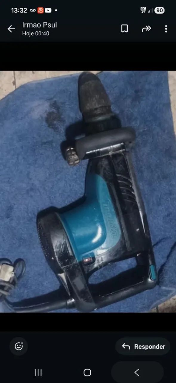 Martelete da makita de 10 quilos vai com ponteira e talhadeira 