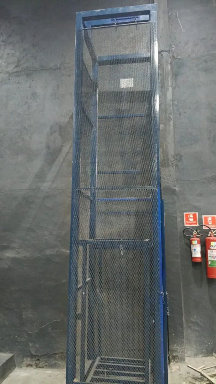 VENDO ELEVADOR DE CARGA - Foto 3