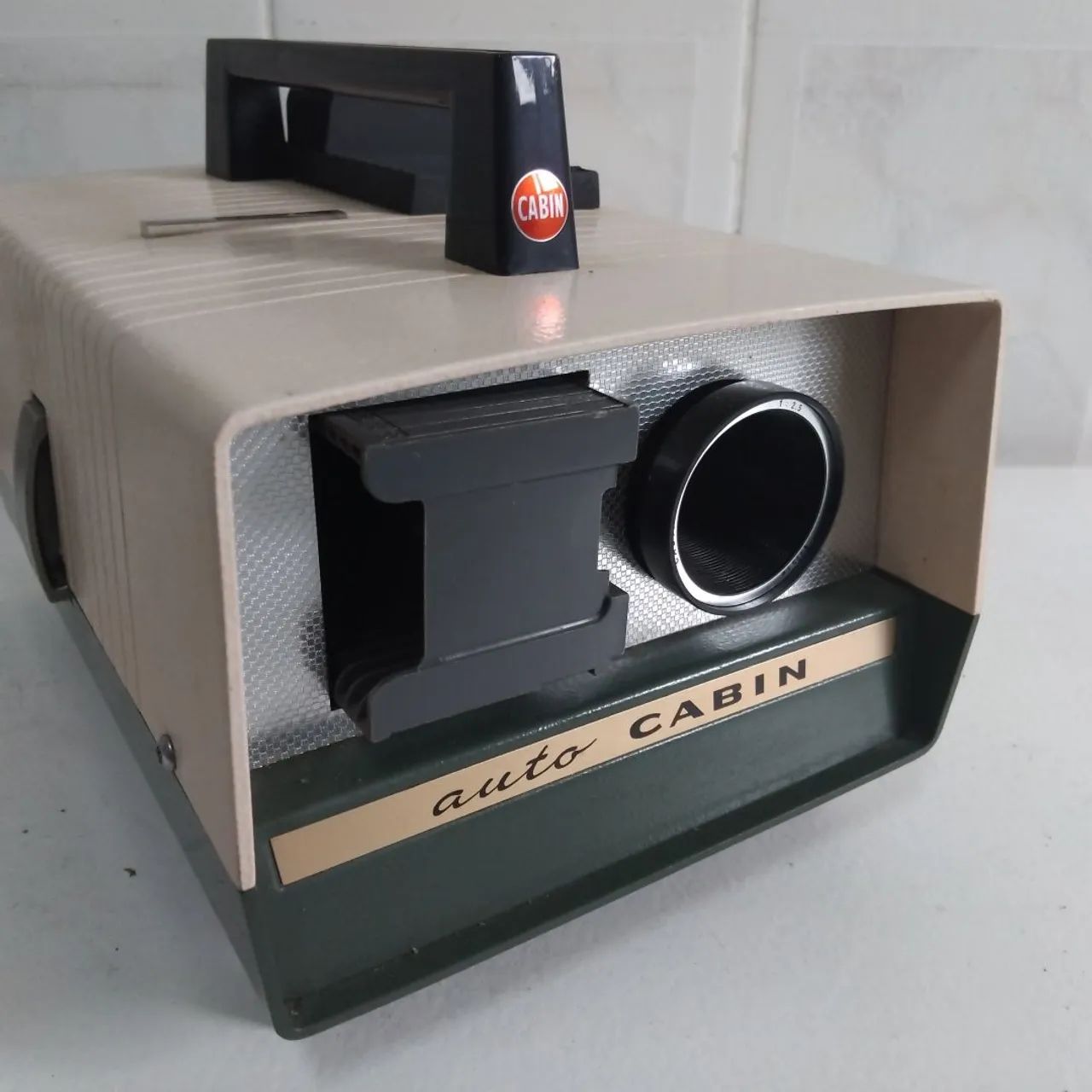PROJETOR AUTOMÁTICO DE SLIDES CABIN 