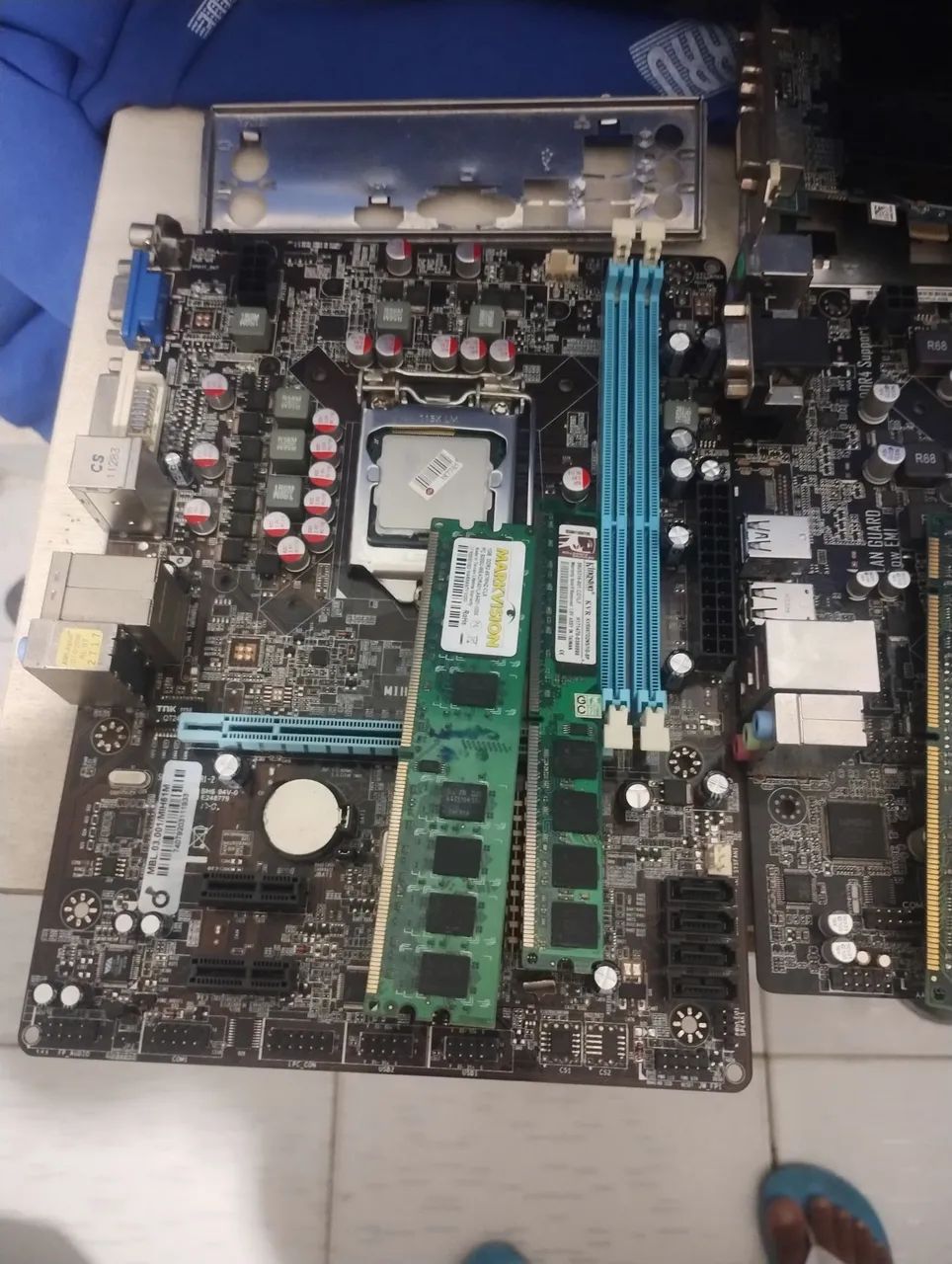 Lot de computador "lei abaixo" - Foto 2
