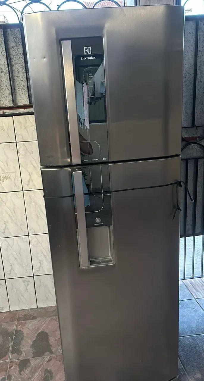 Geladeira Electrolux 220v