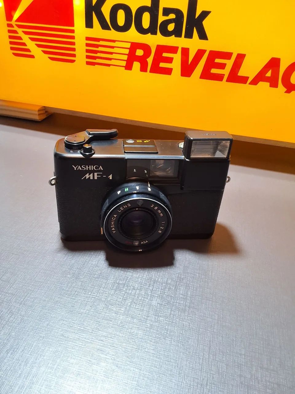 Yashica MF-1 - Câmera Analógica Clássica - Câmeras e Filmadoras