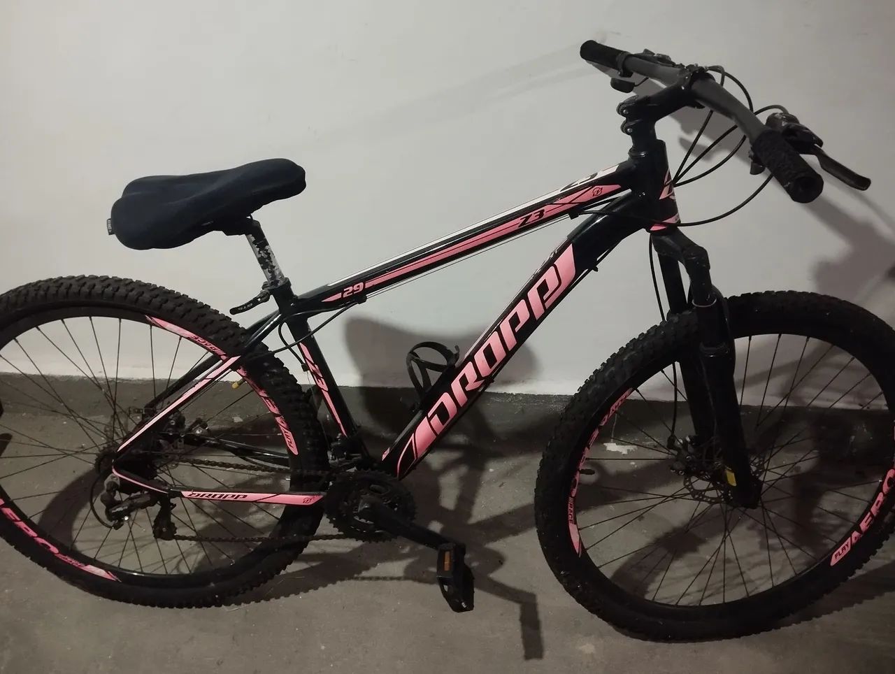 Bicicleta Dropp rosa com preto  - Foto 3