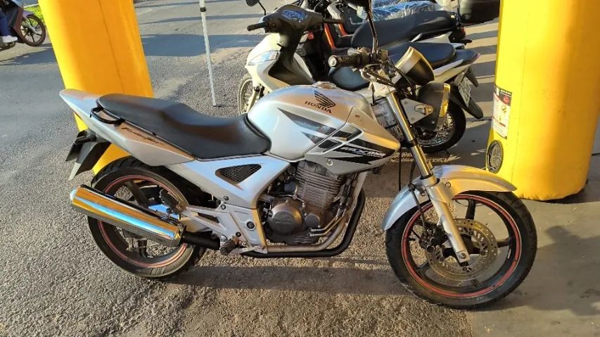Cbx 250 Prata  - Foto 4