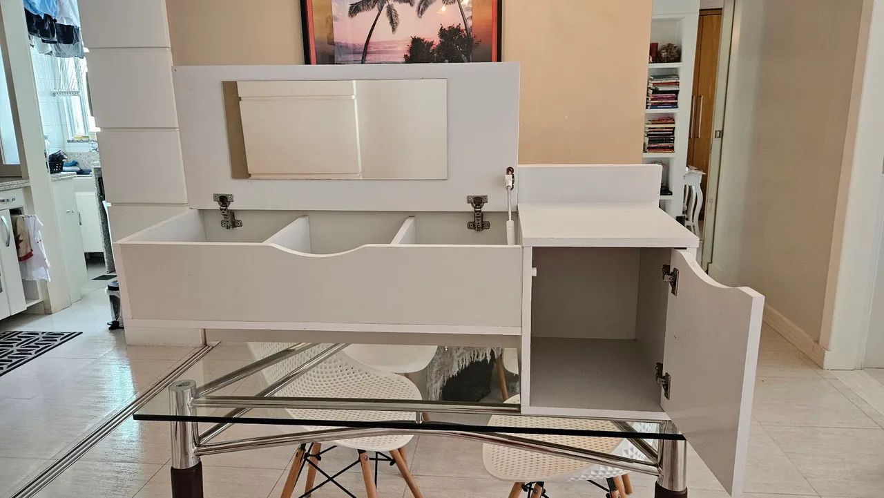 Penteadeira suspensa