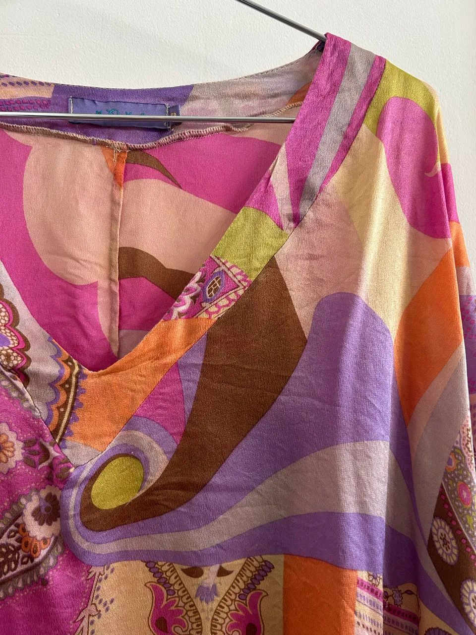 Bata de sedinha estampada  - Foto 2