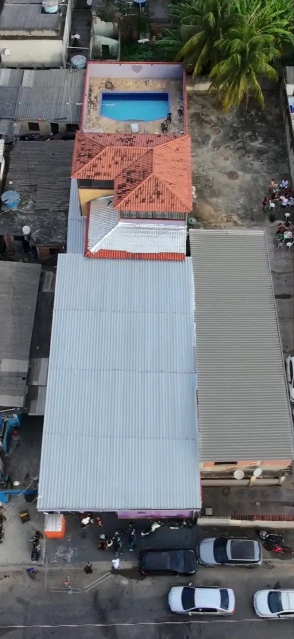 Vendo mansão para fins residenciais e/ou comerciais  - Foto 2