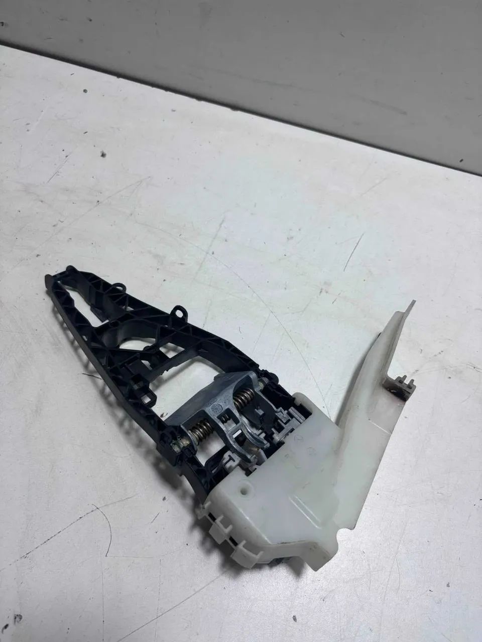 Maçaneta da porta traseira direita BMW G20 19 a 22 - Peças para
