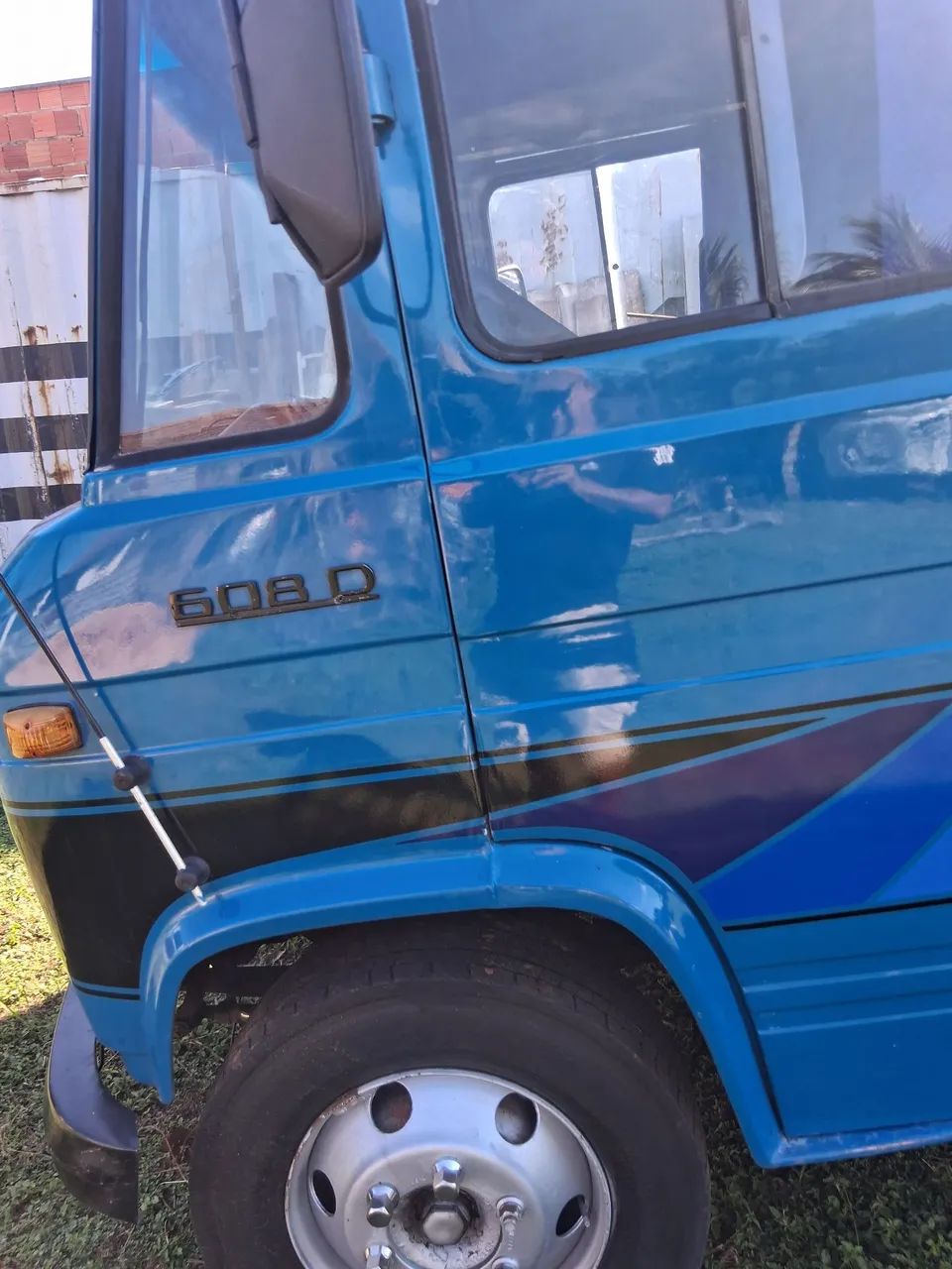 Caminhão 608D 1981 - Foto 2